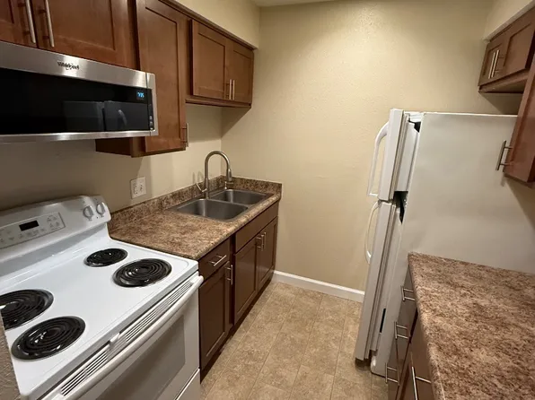 6653 Hill Ave E #17, Toledo, OH 43615