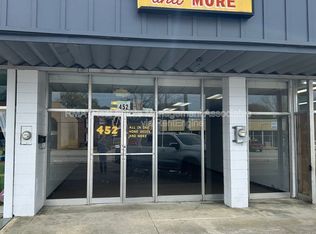 452 W Solomon St, Griffin, GA 30223