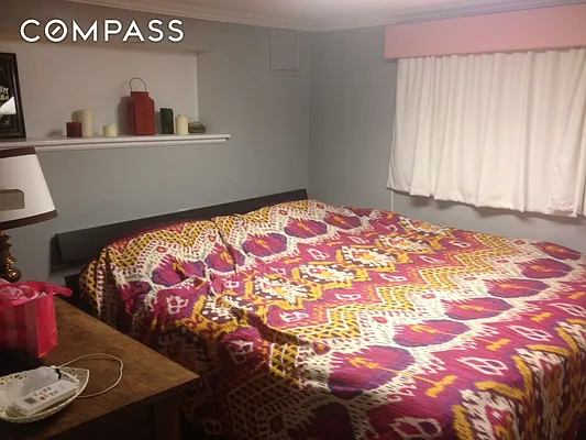 Rented by Compass | media 10