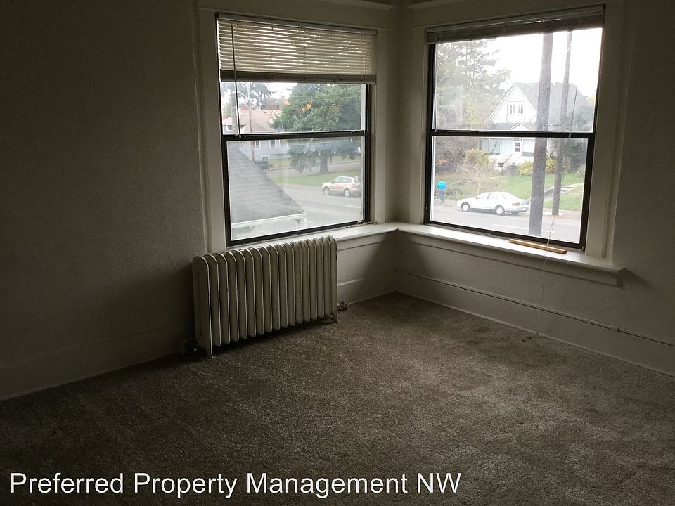 1st image of 2412 Everett Ave APT B