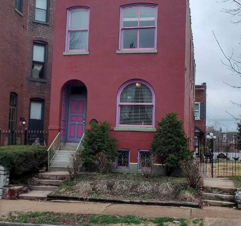 1st image of 2622 S 13th St