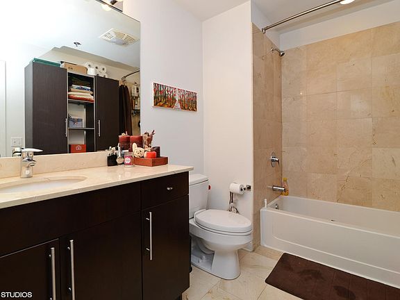 2nd image of 303 W Ohio St #3109