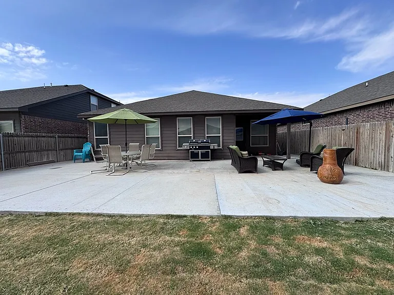 1710 Wrigley Dr — Photo 25