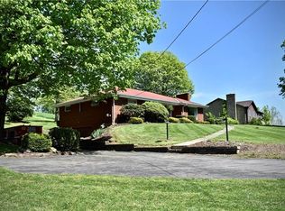 53 Cardox Rd, Finleyville, PA 15332