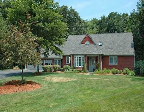 1st image of 30 Eagle Ln