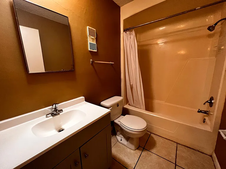 14410 Reuter Strasse Cir #215 — Photo 19