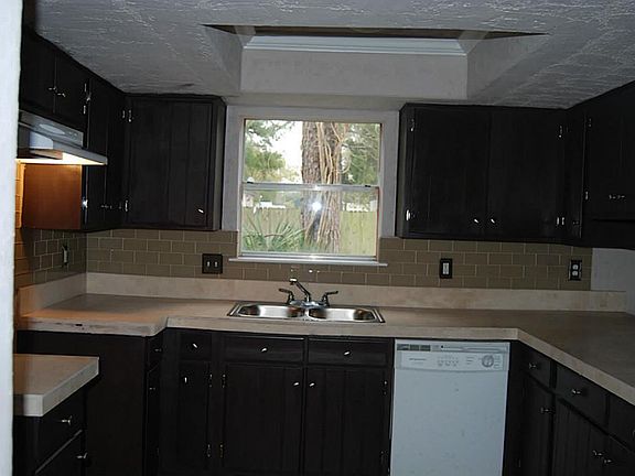 Another view of kitchen.