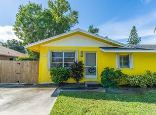 810 95th Ave N UNIT A, Naples, FL 34108