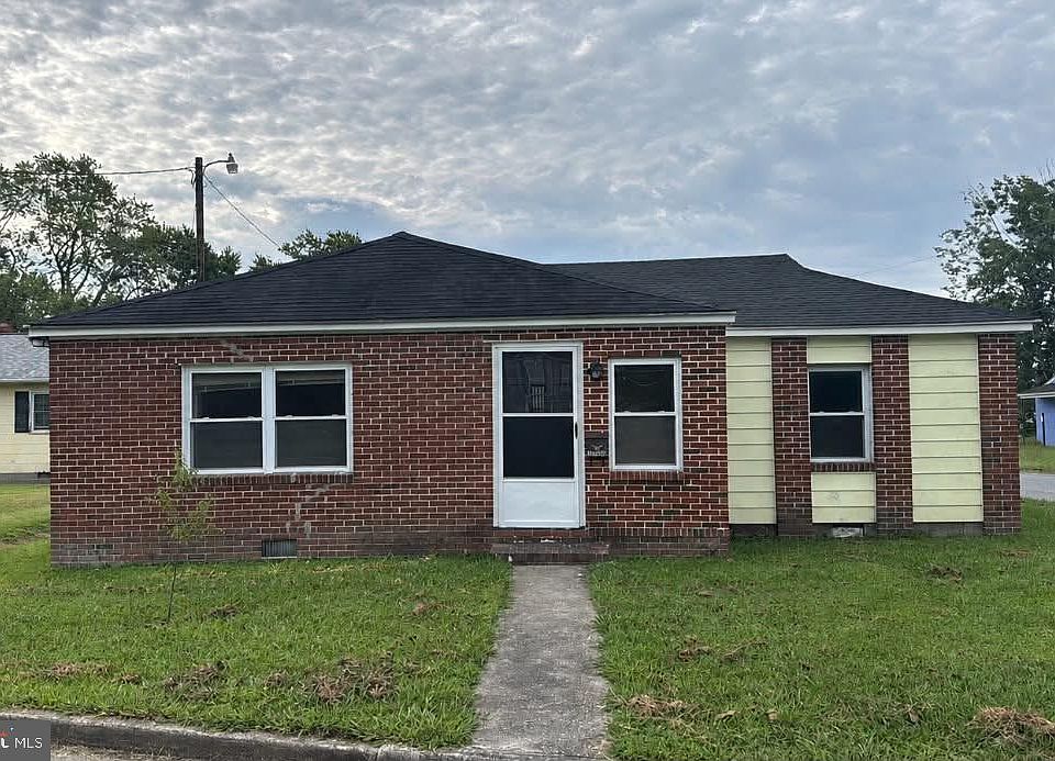 1st image of 30749 Hampden Ave