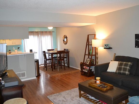 2nd image of 5023 Stoneybrook Blvd