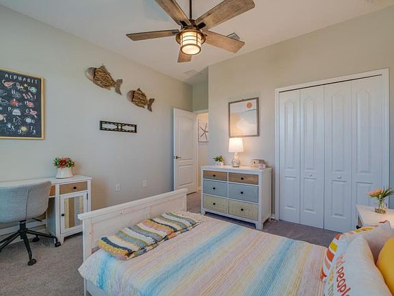 5th image of 11853 Hickory Estate Cir