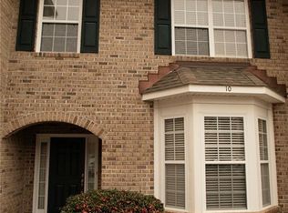 10 Rutland Dr, Hampton, VA 23666