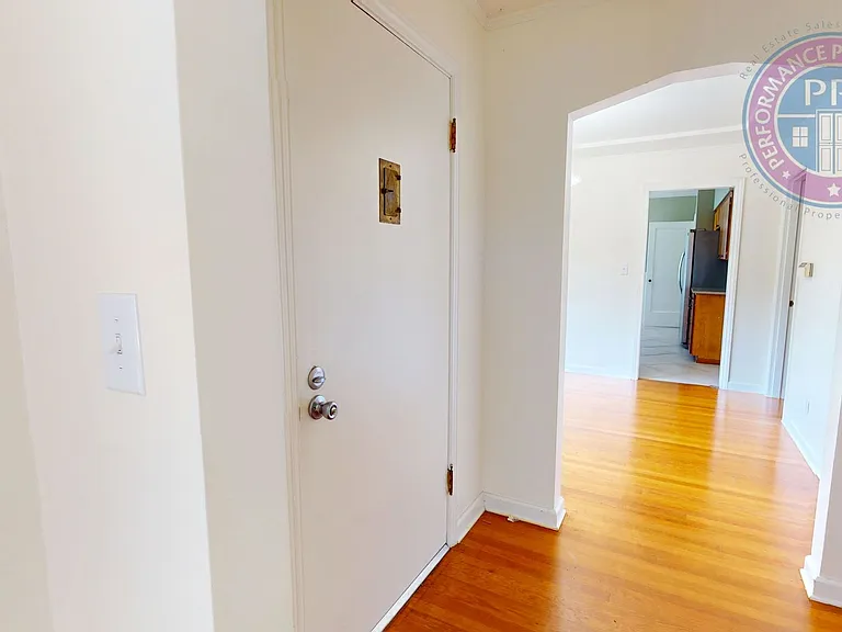 4793 N Willamette Blvd — Photo 3