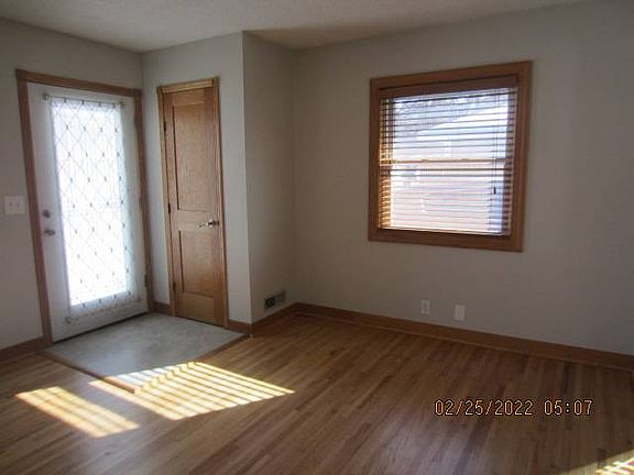 2223 - Front Entry_02272022