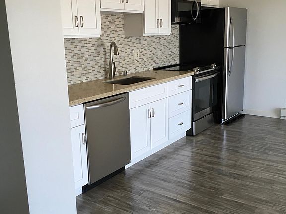 3rd image of 655 Corbett Ave APT 101