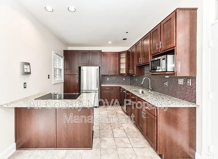 6006 Kelsey Ct — Photo 14