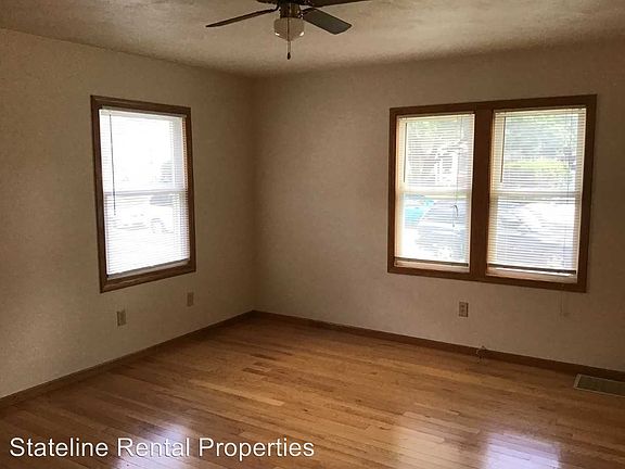 5th image of 1912 16th Ave APT 1
