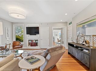 567 Bristol Ferry Rd APT 2, Portsmouth, RI 02871