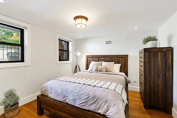 Sold by Corcoran | media 7