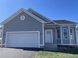 147 Webster Ln #2-40, Middletown, CT 06457