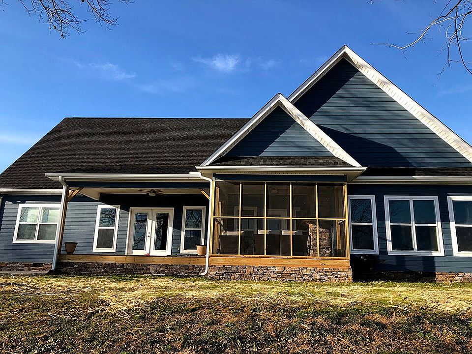 2nd image of 1012 Water Front Pl