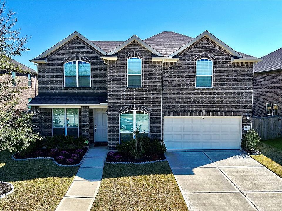 1st image of 2211 Churchill Cove Ln