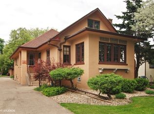 342 Lawton Rd, Riverside, IL 60546