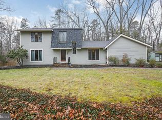 3 Creekside Dr, Shamong, NJ 08088