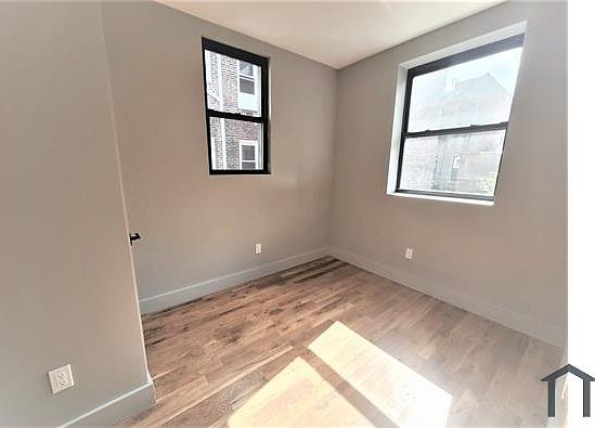 5th image of 540 Linwood St #2R