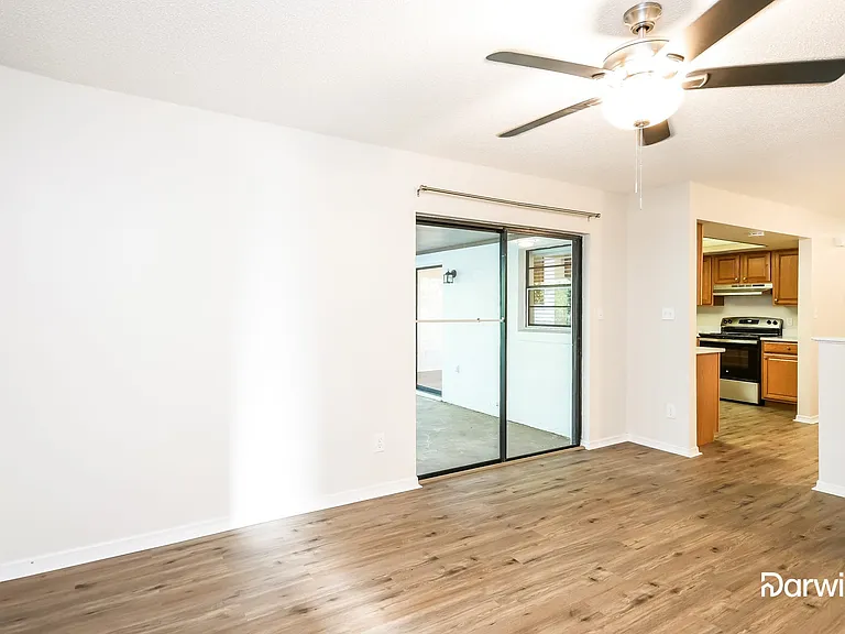 399 Eagle Cir — Photo 3