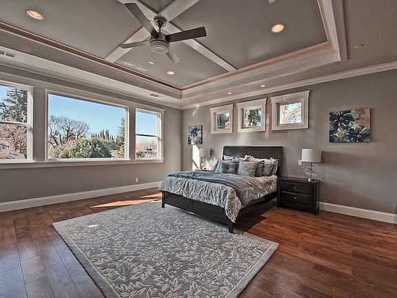 3rd image of 2071 Marques Ave