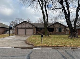 1380 N Crestline St, Wichita, KS 67212