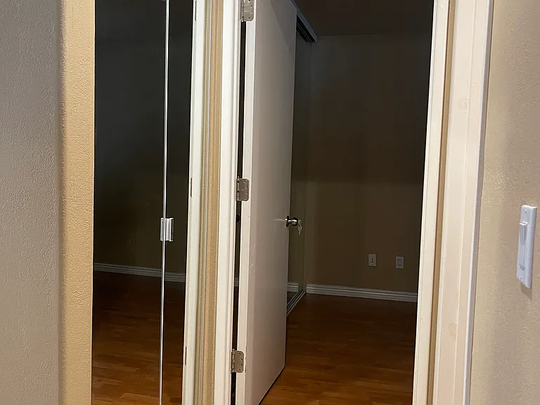 102 W Loma Vista Dr #101 — Photo 23
