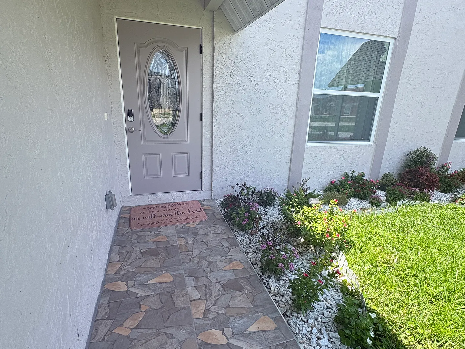 NE 16th Pl, Cape Coral — Photo 2