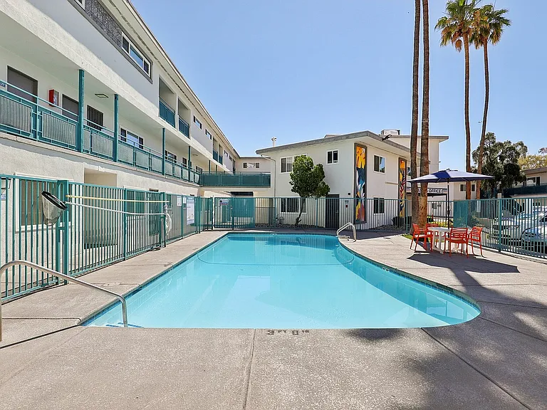 33-web-or-mls-Karen Ct-1005-917