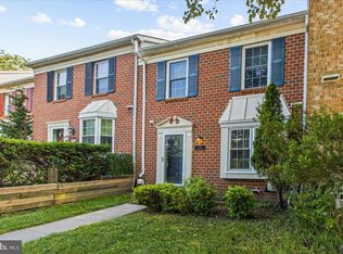 21 Hamlet Dr, Owings Mills, MD 21117
