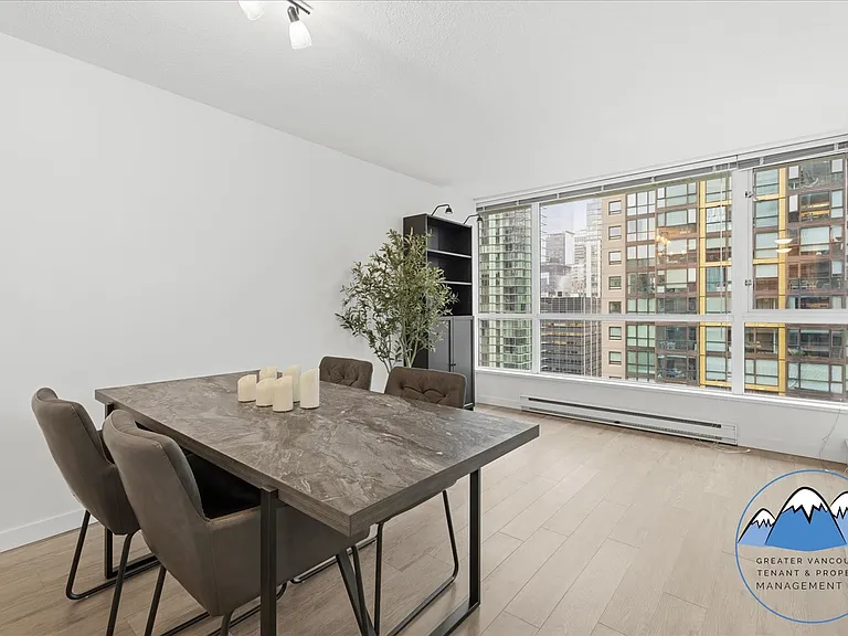1420 Georgia St W — Photo 7