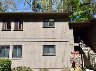 49 Lake Dr UNIT 1-M5, Hendersonville, NC 28739