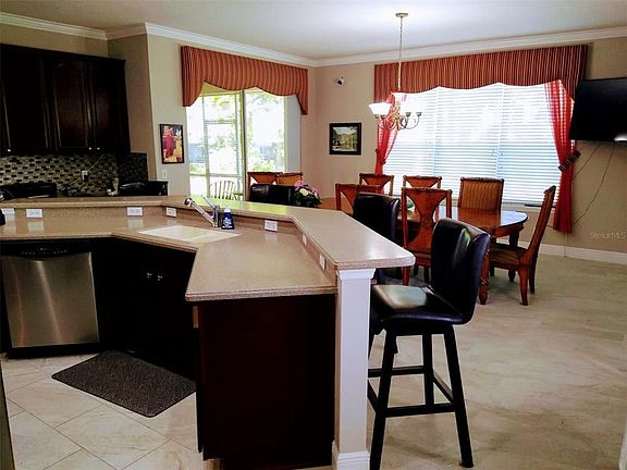 3rd image of 3230 Fawnwood Dr