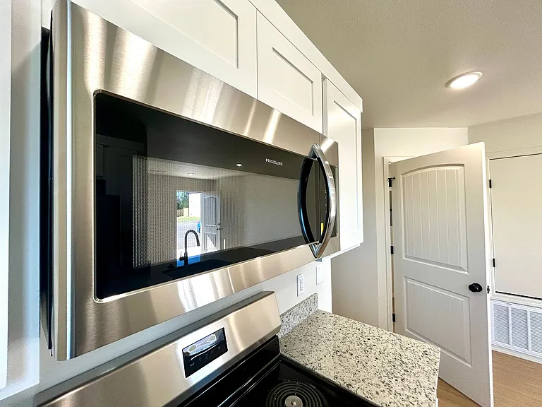 2604 N Center Street — Photo 13