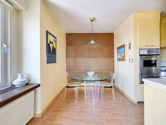 4th image of 303 E 57th St APT 41F