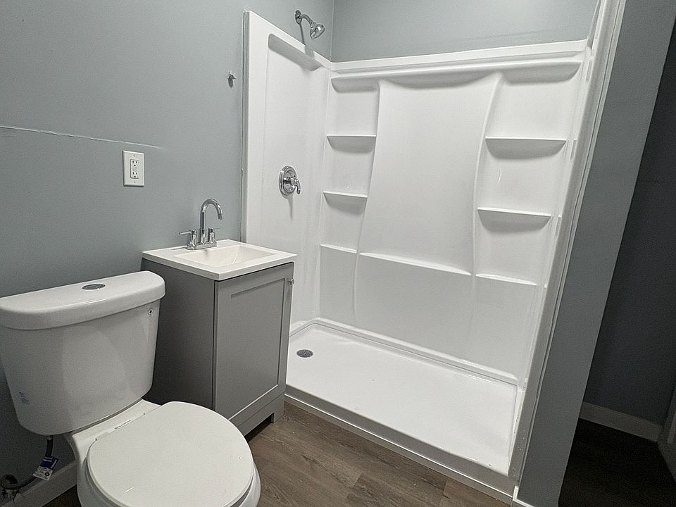2nd image of 338 W Reservoir Ave #2