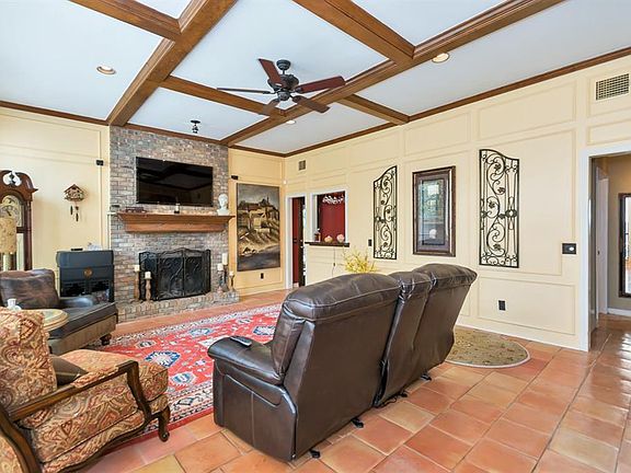 5th image of 2412 Club Oaks Ct