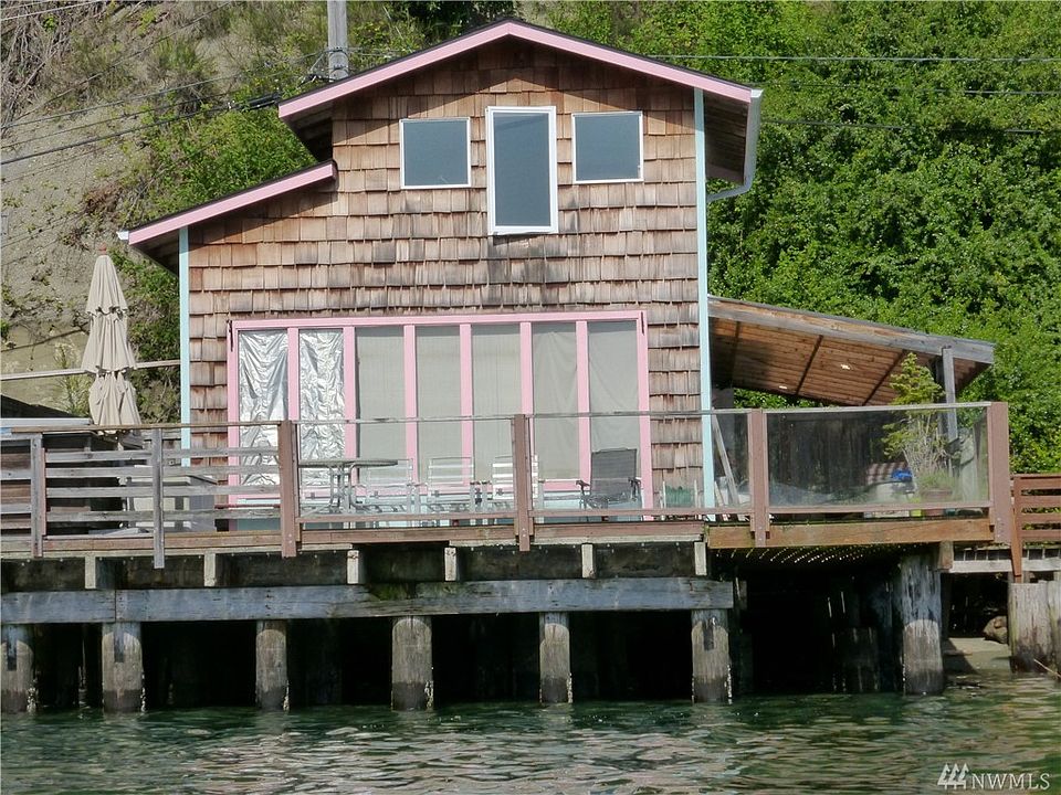 1st image of 11 N Salmon Bch
