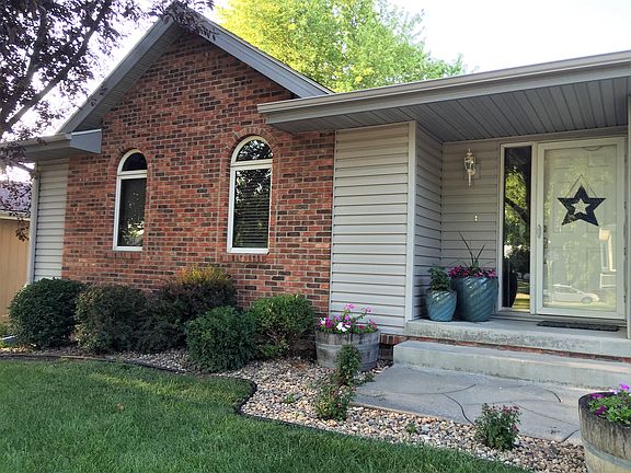 2nd image of 4300 Duxhall Dr