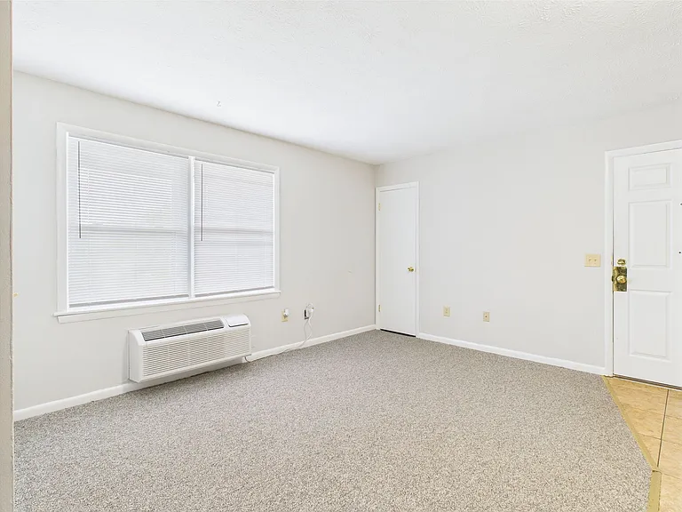 2407 Bare St. — Photo 10