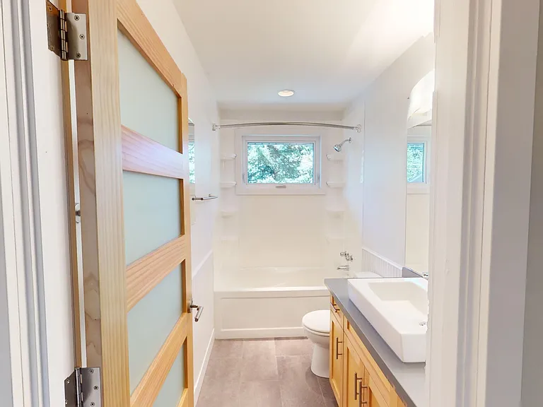 4111 Charleswood Dr NW — Photo 12