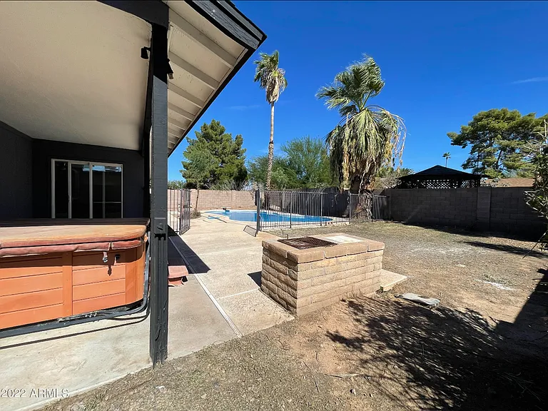 2929 S Estrella Cir — Photo 16