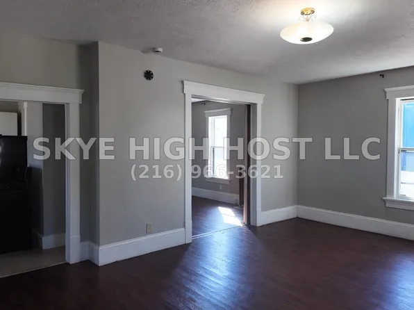 722 High Ave NW #1, Canton, OH 44703