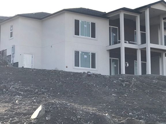4th image of 1537 W 52nd Ave